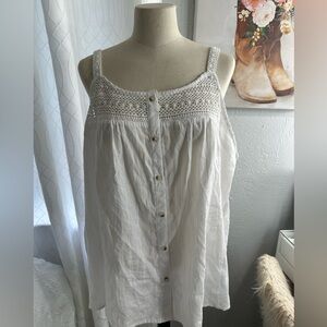 White Torrid button up Women Top